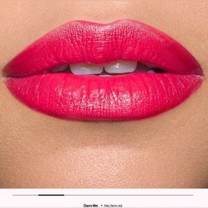 JEFFREE STAR COSMETICS MAGIC ESSENTIALS BUNDLE